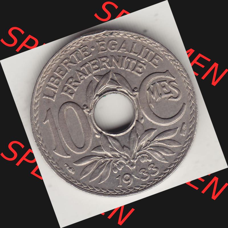 Alte Münzen KMS Frankreich, aus Kursmünzensatz-Zusammenstellung der Jahre 1917-1952, mit der Münze 1917-1938, 10 Cmes, Centimes 1933-1. Rückseite der... Sammlung