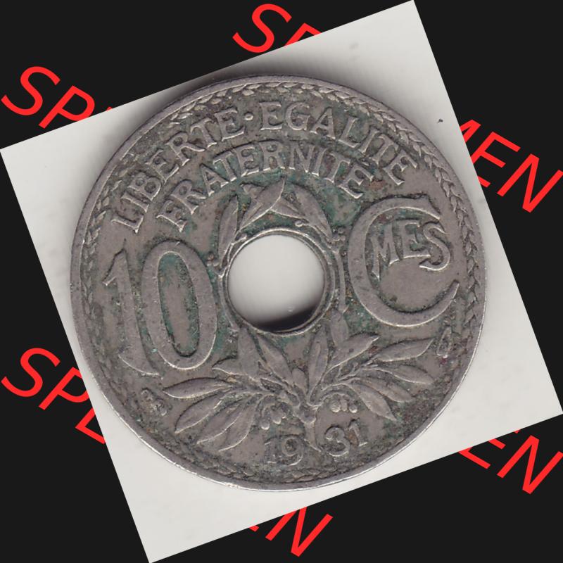 Münzen Frankreich Umlaufmünze Einzelansicht 1917-1938, 10 Centimes, RF - Frankreich 10 CMES EGALITÉ FRATERNITÉ LIBERTÉ 1931-2. Rückseite der alten... Sammlung