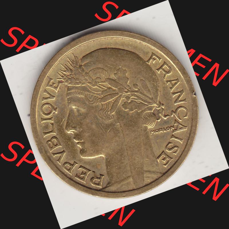 Alte Münzen KMS Frankreich, aus Kursmünzensatz-Zusammenstellung der Jahre 1917-1952, mit der Münze 1931-1941, 1 Franken, Franc, 1939-1. Vorderseite der... Sammlung
