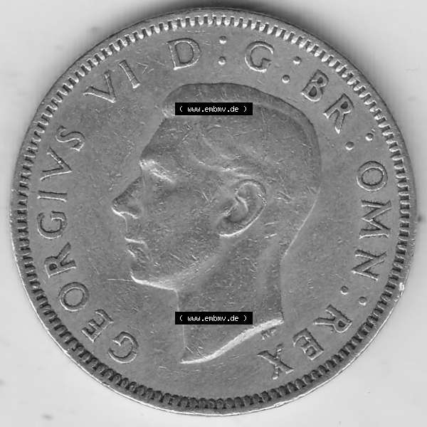 Grau bzw. s/w Alte Münzen Großbritannien Umlaufmünze 1947-1948, 2 Schilling - One Shillings 1948-2 Sitzender Löwe auf Krone. Vorderseite der alten britischen Münze aus Großbritannien... Sammlung Graustufen