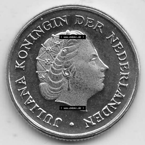 Grau bzw. s/w Alte Münzen KMS Niederlande, Kursmünzensatz 1977, 1950-1980, 10 Cent, 1977-1 JULIANA KONINGIN DER NEDERLANDEN. Vorderseite einer Münze aus offiziellen KMS... Sammlung Graustufen