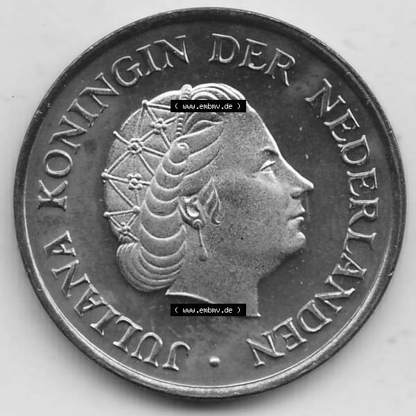 Grau bzw. s/w Alte Münzen KMS Niederlande, Kursmünzensatz 1977, 1950-1980, 5 Cent, 1977-1, JULIANA KONINGIN DER NEDERLANDEN. Vorderseite einer Münze aus offiziellen... Sammlung Graustufen