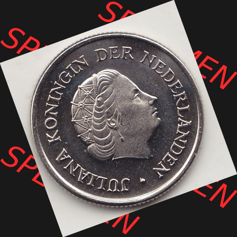 Alte Münzen KMS Niederlande, Kursmünzensatz 1977, 1950-1980, 25 Cent, 1977-1 JULIANA KONINGIN DER NEDERLANDEN. Vorderseite einer Münze aus offiziellen KMS... Sammlung