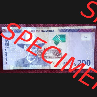 Banknoten Namibia: Und wieder habe ich eine neue Banknote bekommen. Leider jedoch keinen 50er und 100er, sondern den größten Wert, einen 200er. 230 Dollar sind... Sammlung