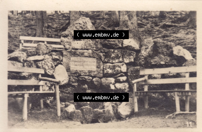 Alte Fotos von Tambach-Dietharz in Thüringen 11. Lutherbrunnen. Alter und echter original Foto-Abzug aus einer Fotomappe, welche... Sammlung