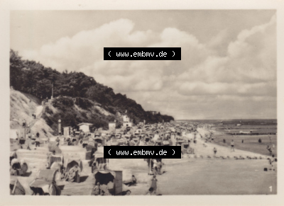 Alte Fotos von Ostseebad Koserow in Mecklenburg-Vorpommern 1956, 1. Strandleben. Alter und echter original Foto-Abzug aus einer... Sammlung