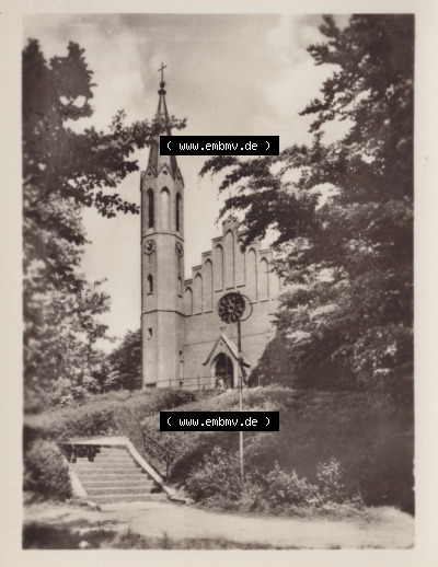 Alte Fotos von Ostseebad Sassnitz in Mecklenburg-Vorpommern 1954, Johannes-Kirche. Alter und echter original Foto-Abzug aus einer... Sammlung