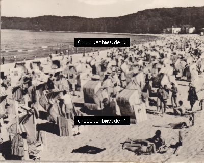 Alte Fotos von Ostseebad Binz in Mecklenburg-Vorpommern 1976, Strand. Alter und echter original Foto-Abzug aus einer Fotomappe,... Sammlung