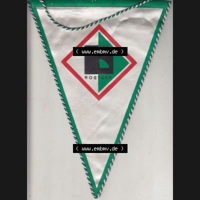DDR Sportclub Wimpel TSG Bau Rostock 1969-1990. Vorderseite vom Wimpel aus der DDR, Sportwimpel der Sportart Fußball zu DDR-Zeiten von einen Fußballverein der DDR. Sammlung