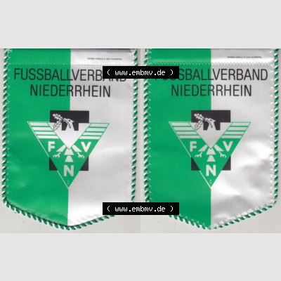 BRD Deutschland Sportclub Wimpel Fußballverband Niederrhein (FVN) ist die Dachorganisation von Fußballvereinen. Vorderseite und Rückseite zusammen auf einen Bild als Bildmaterial... Sammlung
