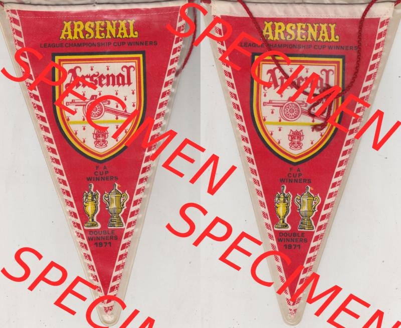 Internationaler Fußball Wimpel aus GBR England, der Verein Der Arsenal Football Club, auch bekannt als FC Arsenal, Arsenal FC im deutschsprachigen Raum auch Arsenal London genannt... Sammlung