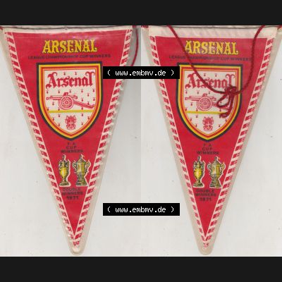 Internationaler Fußball Wimpel aus GBR England, der Verein Der Arsenal Football Club, auch bekannt als FC Arsenal, Arsenal FC im deutschsprachigen Raum auch Arsenal London genannt... Sammlung