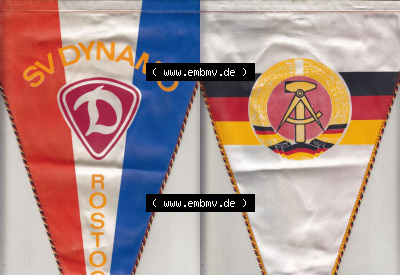 DDR Sportclub Wimpel SV Dynamo Rostock. Komplettansicht von einen Wimpel aus der DDR, Sportwimpel eines Sportclubs zu DDR-Zeiten... Sammlung