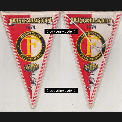 Internationaler Fußball Wimpel von NLD Niederlande von 1974, Landskampioen Feijenoord, Feyenoord. Komplettansicht von einen Internationalen Wimpel, Sportwimpel eines Internationalen... Sammlung