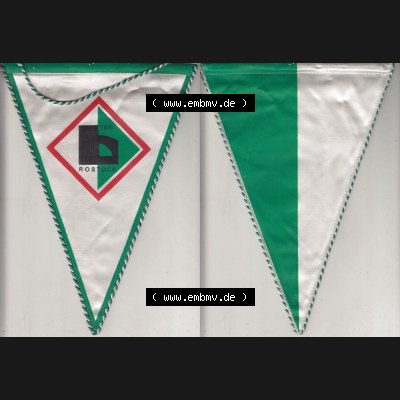 DDR Sportclub Wimpel TSG Bau Rostock 1969-1990. Komplettansicht von einen Wimpel aus der DDR, Sportwimpel der Sportart Fußball zu DDR-Zeiten von einen damaligen Fußballverein in... Sammlung