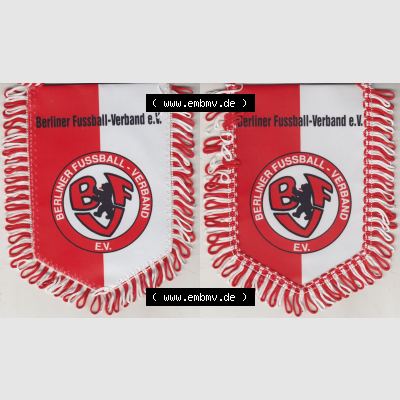 BRD Sportclub Wimpel Berliner Fußball-Verband e.V. (BFV). Vorderseite und Rückseite zusammen auf einen Bild als Bildmaterial vom Fußball-Wimpel vom Fußballclub... Sammlung
