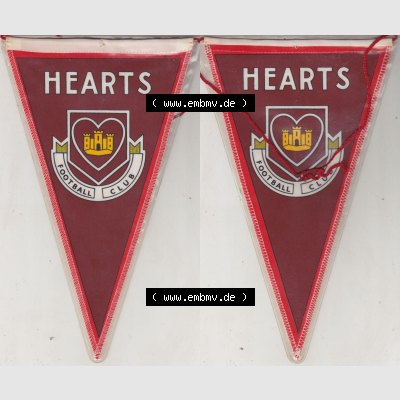 Internationaler Fußball Wimpel der GBR Schottland Heart of Midlothian Football Club, allgemein bekannt als Hearts. Komplettansicht mit Vorderseite und Rückseite als Bildmaterial... Sammlung